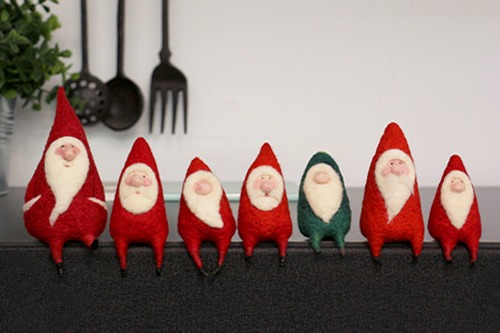 NinenineClass 1215 Santas Elves 5